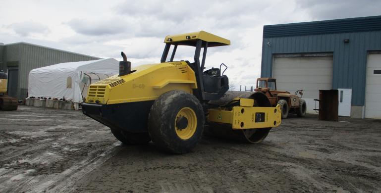 BOMAG, BW211D-40