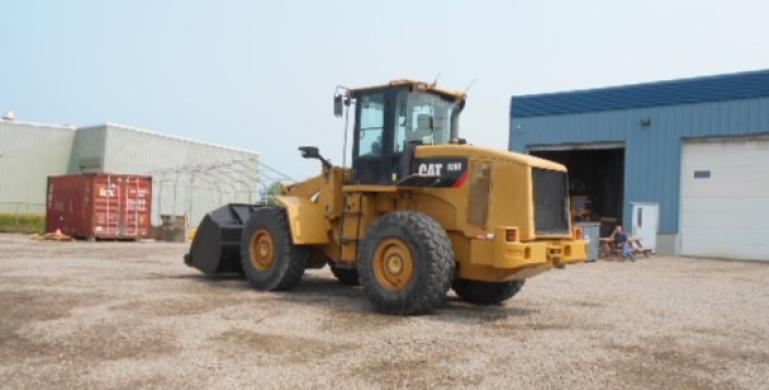 CAT, 938H, 2011