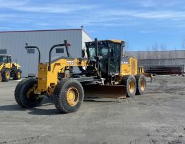 14 - 5519 - JOHN DEERE, 772G, 2011