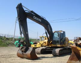 3 - 5542 - JOHN DEERE, 225D LC, 2012